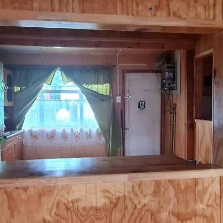 Hostal Beagle Hotel Puerto Williams Ngoại thất bức ảnh