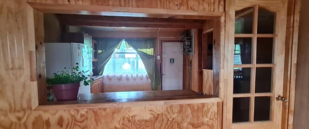 Hostal Beagle Hotel Puerto Williams Ngoại thất bức ảnh